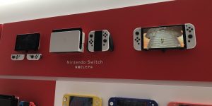 Nintendo Switch OLED: Lộ diện những ảnh chụp đời thực đầu tiên tại Nhật