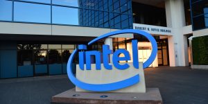 Intel chính thức đình chỉ hoạt động ở Nga