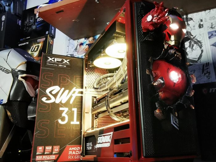 Chiem nguong chiec PC choi game Iron Man dac sac 4 Game Cuối
