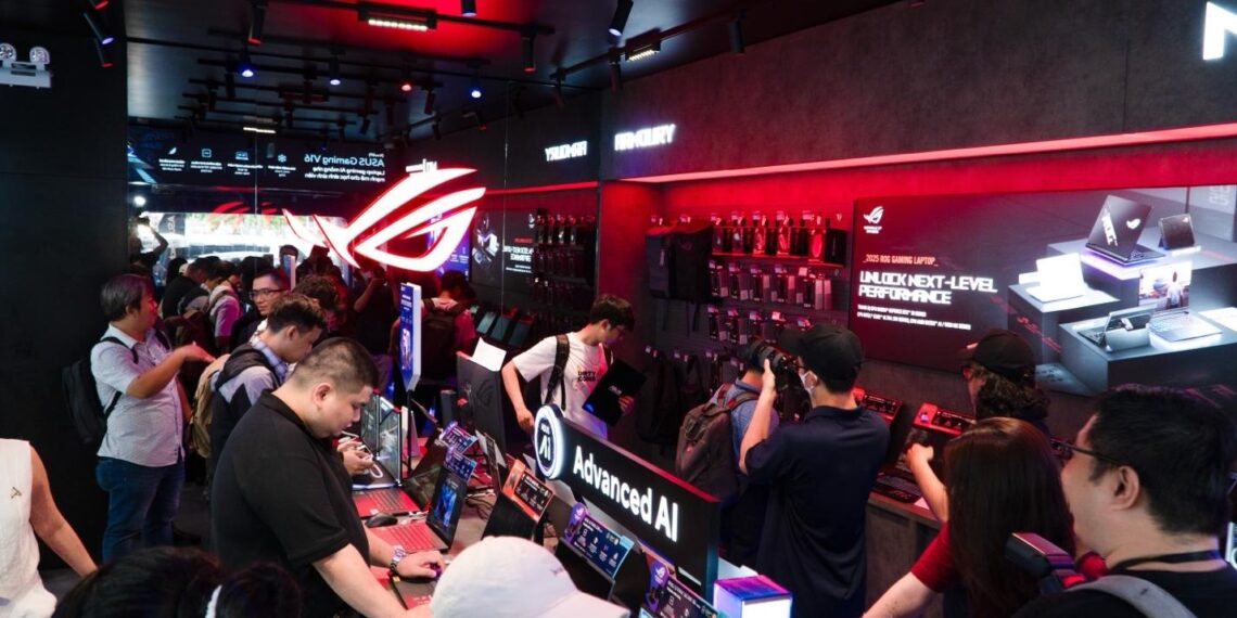 ASUS Exclusive Store đầu tiên tại TP.HCM khai trương, mở rộng mô hình mua sắm lấy người dùng làm trung tâm