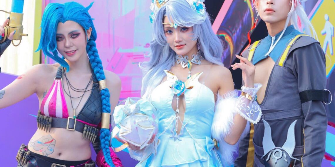 Ngắm dàn cosplay đậm chất LMHT Tốc  Chiến tại Wild Rounds: SMASH