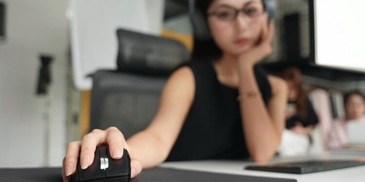 HyperWork ra mắt Macro – Chuột công thái học “Đa tác vụ – Cá nhân hóa”